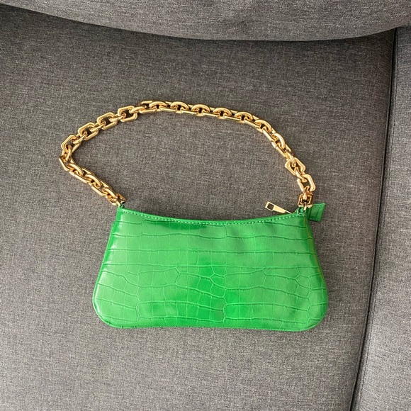 Zara Handbags - Zara green shoulder bag with good chain